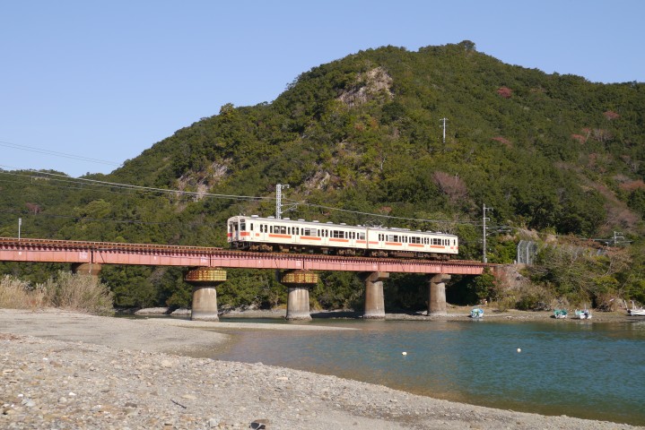 湯川橋梁　普通列車